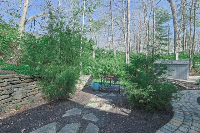 10564 Stablehand Drive, Symmes Twp, OH 45242