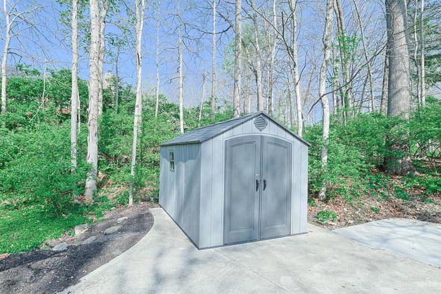 10564 Stablehand Drive, Symmes Twp, OH 45242
