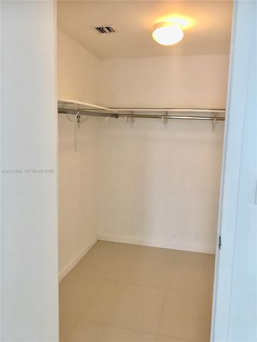475 Brickell Avenue 1614, Miami, FL 33131