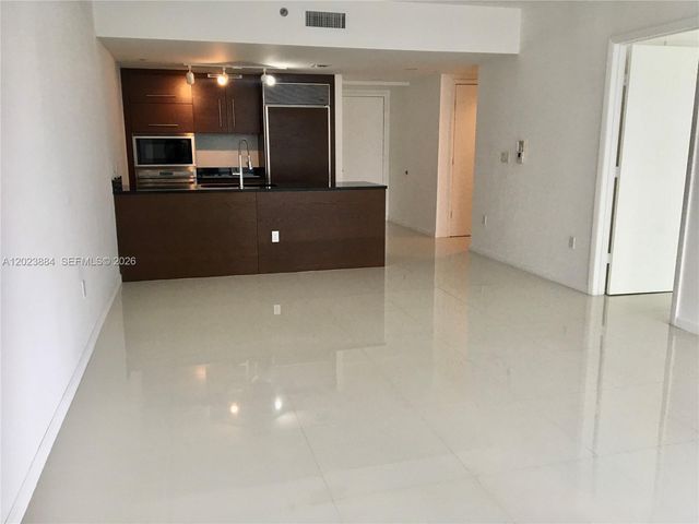 475 Brickell Avenue 1614, Miami, FL 33131