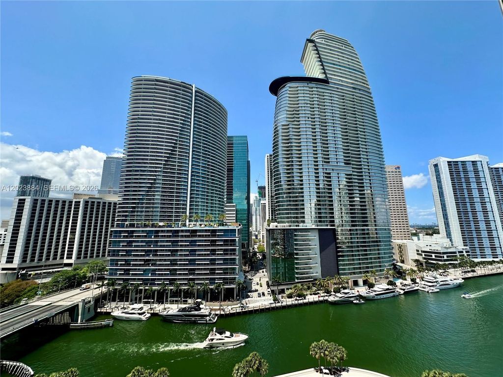 475 Brickell Avenue 1614, Miami, FL 33131