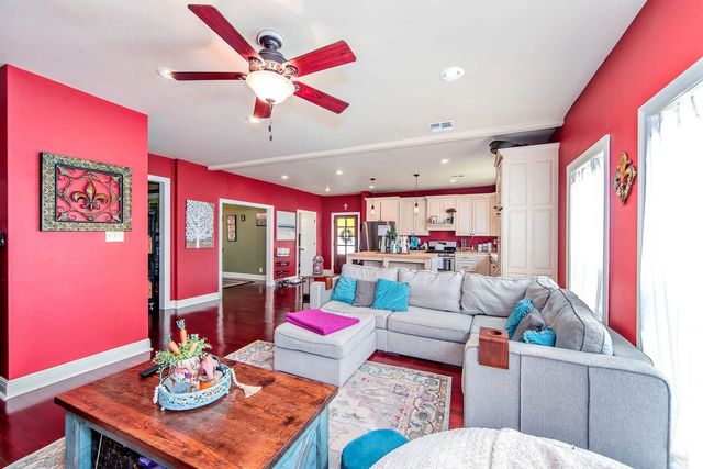 232 East 5th Street, Larose, LA 70373