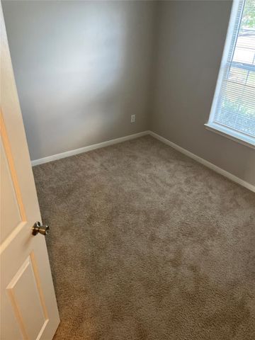 29046 Village Creek Loop, Spring, TX 77386