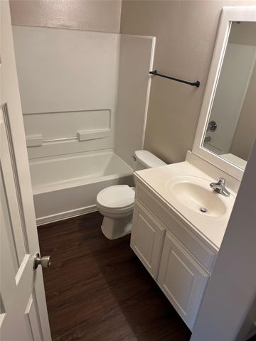 29046 Village Creek Loop, Spring, TX 77386