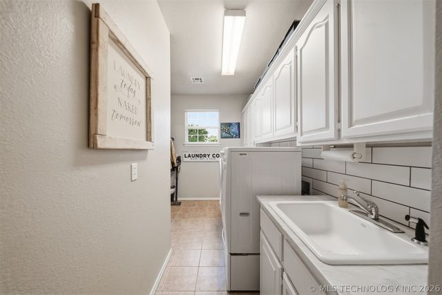 3300 Holly Road, Claremore, OK 74019