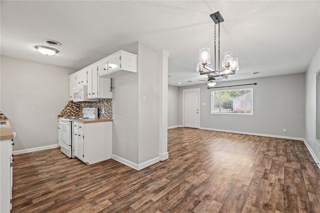 1511 9th Street, Barling, AR 72923