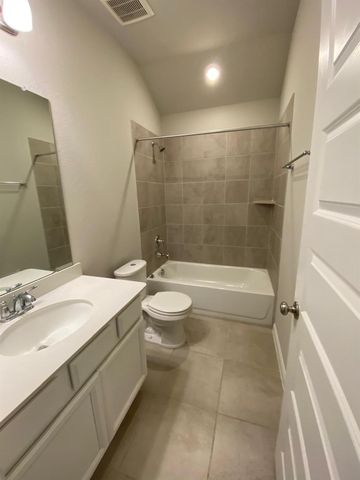 3435 Dry Creek Drive, Missouri City, TX 77459