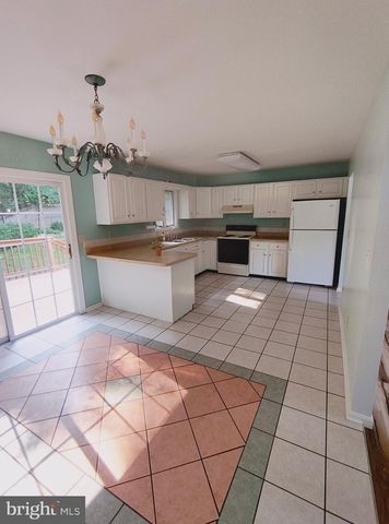 11 INDEPENDENCE DRIVE, Mount Holly Springs, PA 17065
