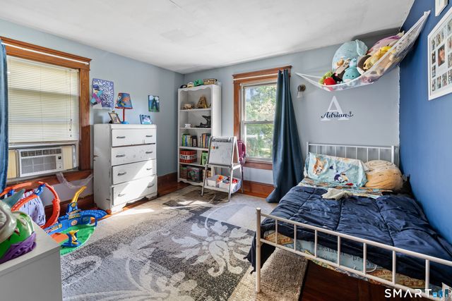 390 Elm Street, Enfield, CT 06082
