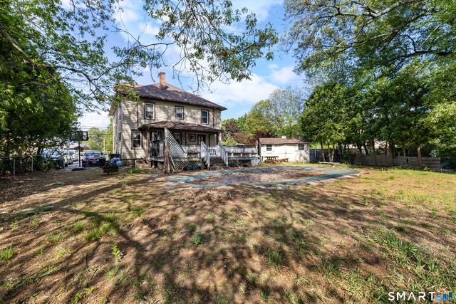 390 Elm Street, Enfield, CT 06082
