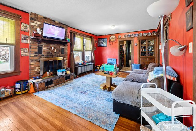 390 Elm Street, Enfield, CT 06082