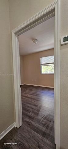 15301 SW 88th Ter 15301, Miami, FL 33196