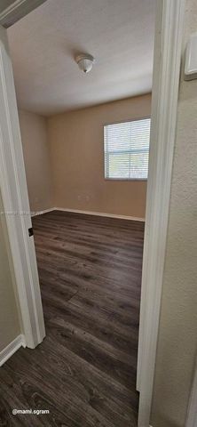 15301 SW 88th Ter 15301, Miami, FL 33196