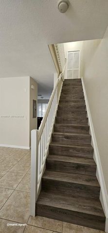 15301 SW 88th Ter 15301, Miami, FL 33196