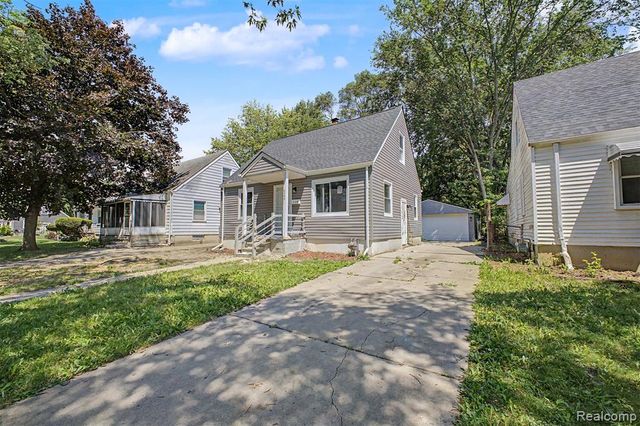 8300 Stout Street, Detroit, MI 48228
