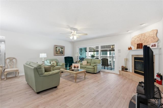545 PINELLAS BAYWAY S 302, St Petersburg, FL 33715