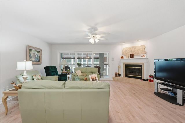 545 PINELLAS BAYWAY S 302, St Petersburg, FL 33715