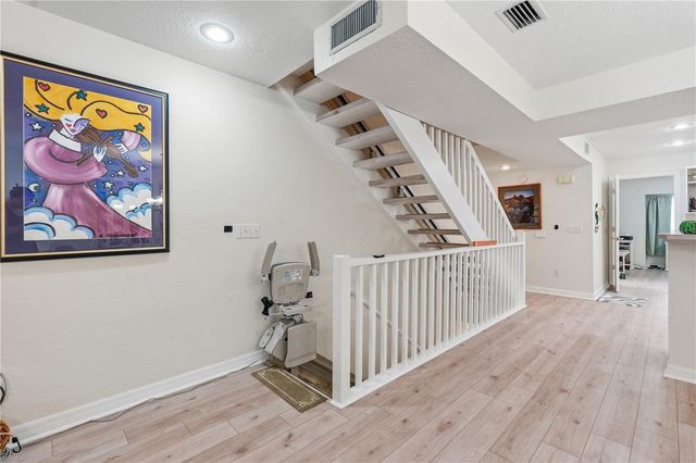 545 PINELLAS BAYWAY S 302, St Petersburg, FL 33715