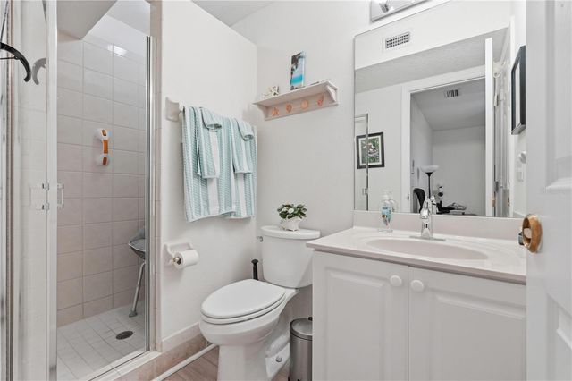 545 PINELLAS BAYWAY S 302, St Petersburg, FL 33715