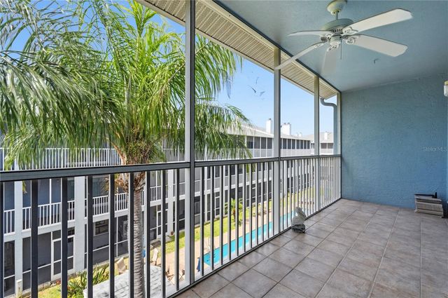 545 PINELLAS BAYWAY S 302, St Petersburg, FL 33715