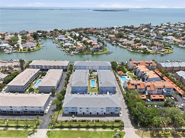 545 PINELLAS BAYWAY S 302, St Petersburg, FL 33715