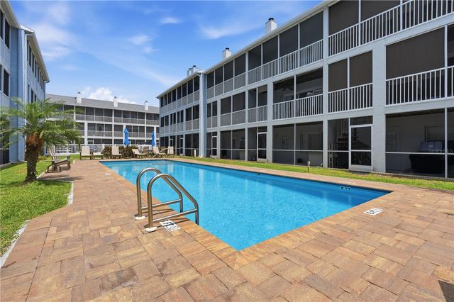 545 PINELLAS BAYWAY S 302, St Petersburg, FL 33715