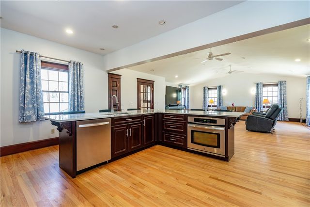 73 Nottingham Drive, Scituate, RI 02831