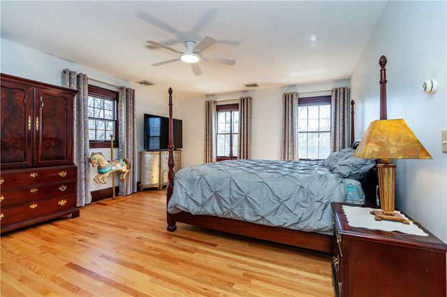 73 Nottingham Drive, Scituate, RI 02831