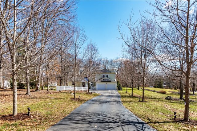 73 Nottingham Drive, Scituate, RI 02831