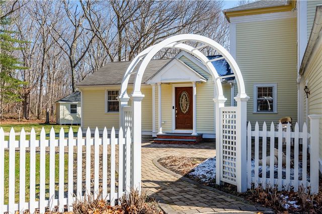 73 Nottingham Drive, Scituate, RI 02831