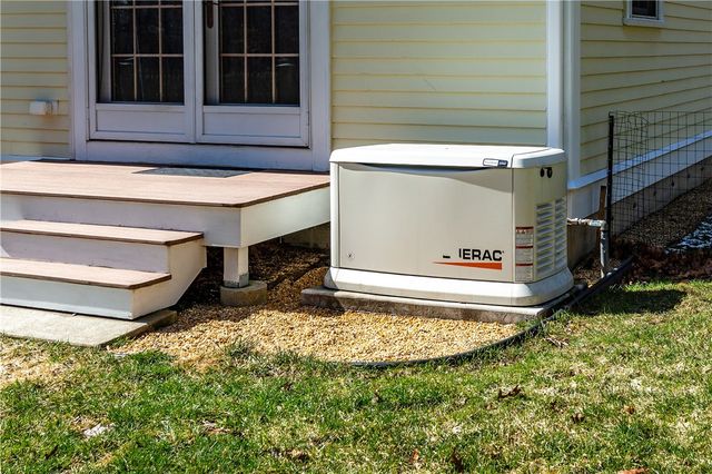 73 Nottingham Drive, Scituate, RI 02831