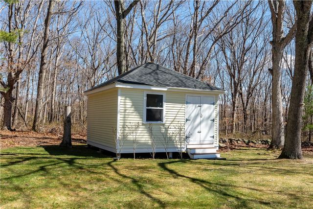 73 Nottingham Drive, Scituate, RI 02831