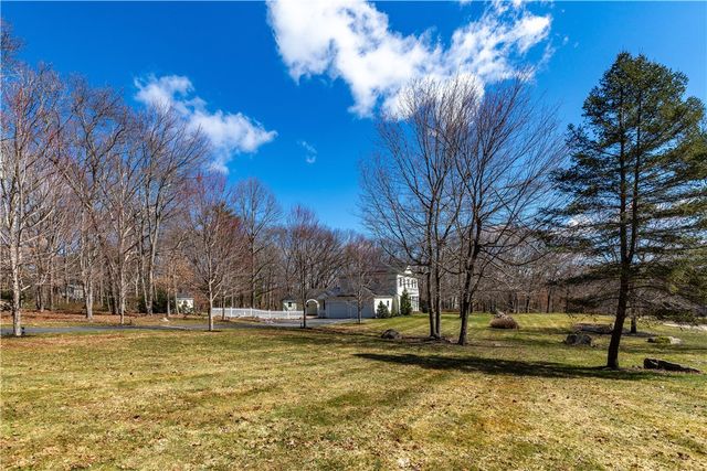 73 Nottingham Drive, Scituate, RI 02831