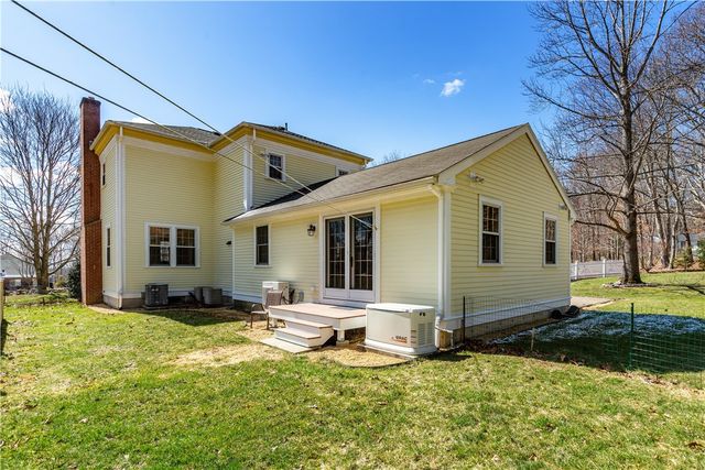 73 Nottingham Drive, Scituate, RI 02831