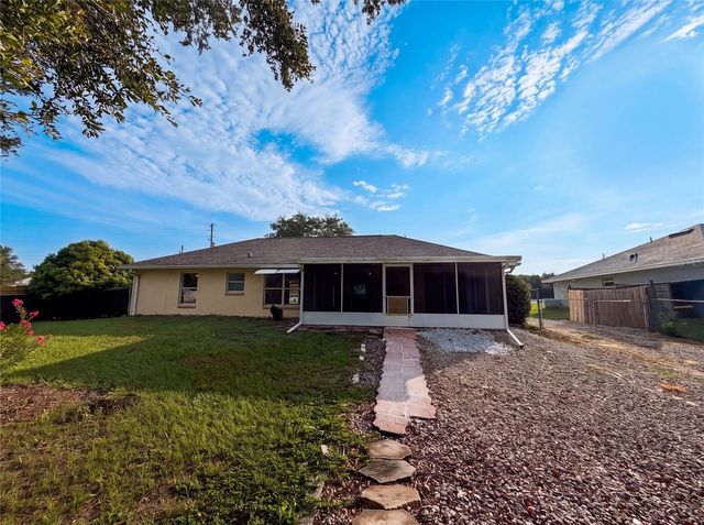 314 DUPONT CIRCLE, Howey In The Hills, FL 34737