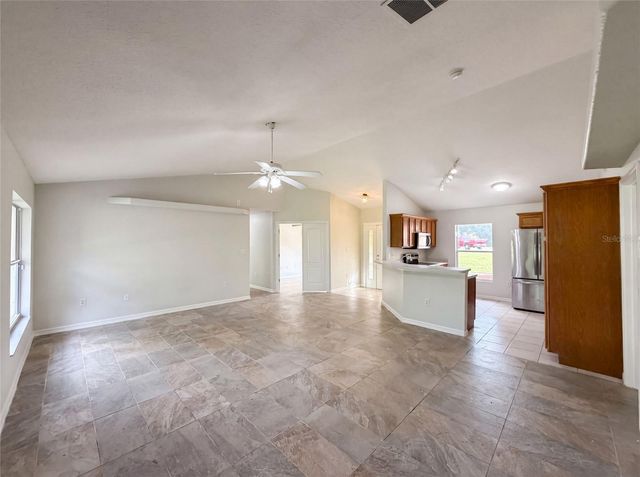 314 DUPONT CIRCLE, Howey In The Hills, FL 34737