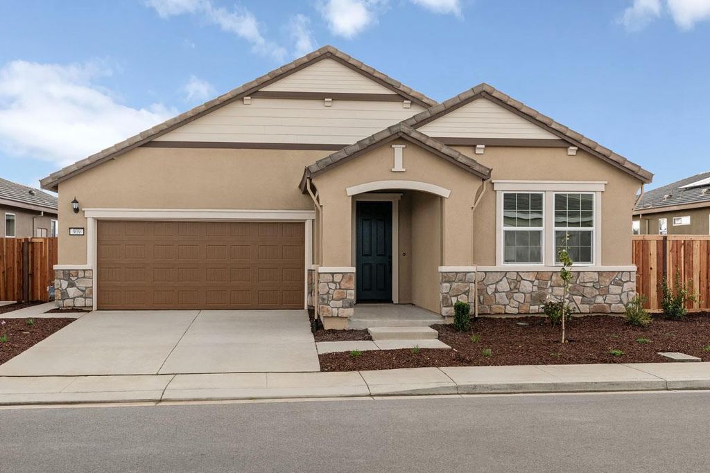 909 Zennor Pl, Patterson, CA 95363