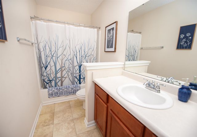 668 Branch View Drive, Boiling Springs, SC 29316