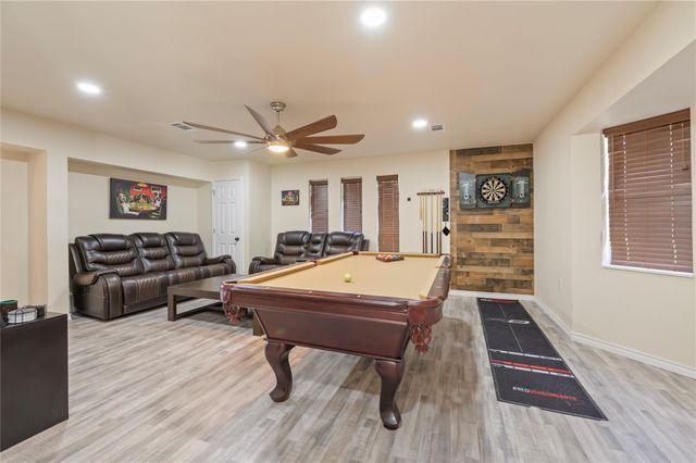 1925 Avenue L, Santa Fe, TX 77510