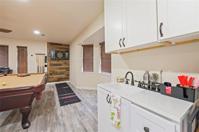 1925 Avenue L, Santa Fe, TX 77510