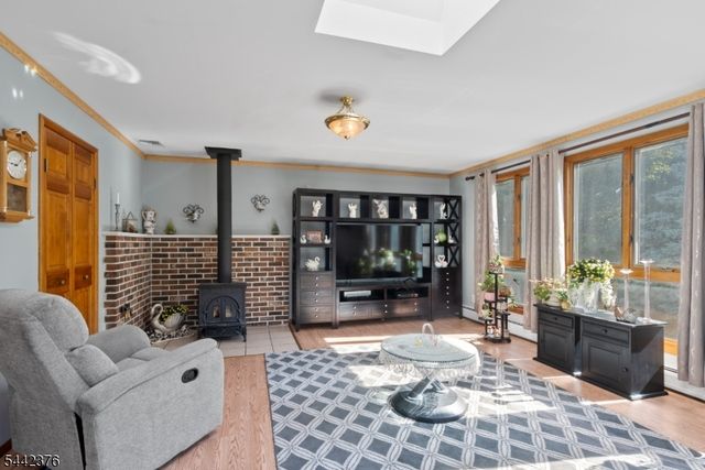 54 Navajo Trl, West Milford Twp., NJ 07480
