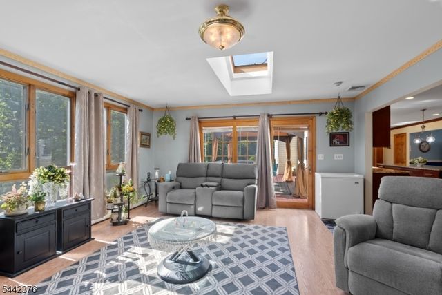 54 Navajo Trl, West Milford Twp., NJ 07480