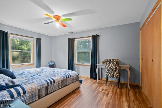 54 Navajo Trl, West Milford Twp., NJ 07480