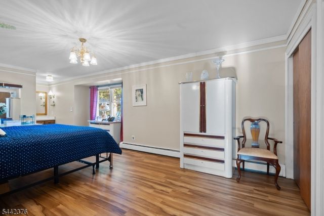 54 Navajo Trl, West Milford Twp., NJ 07480