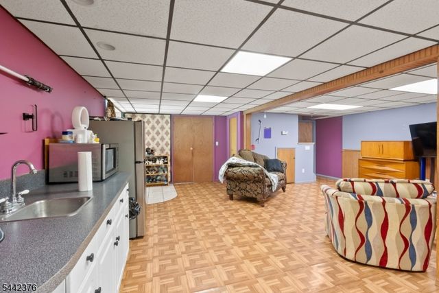 54 Navajo Trl, West Milford Twp., NJ 07480