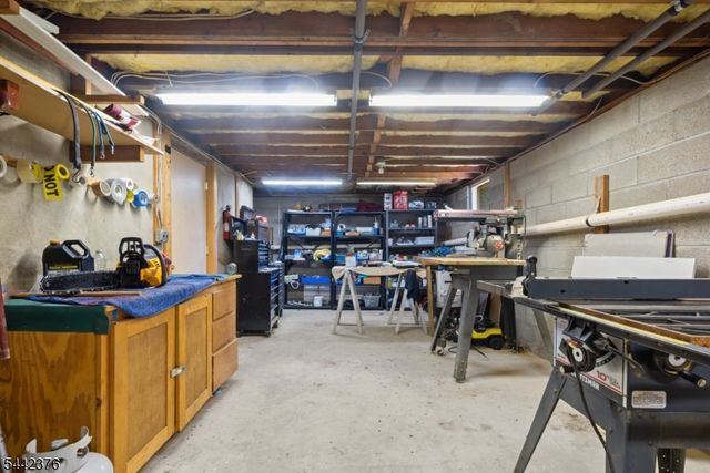 54 Navajo Trl, West Milford Twp., NJ 07480