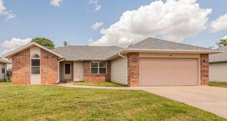 917 Wesley Avenue, Nixa, MO 65714