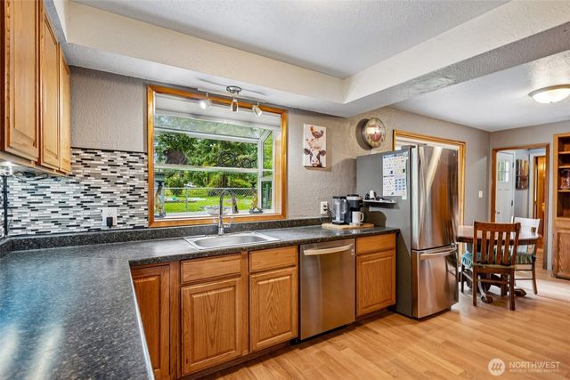 16625 190th AVE SE, Renton, WA 98058