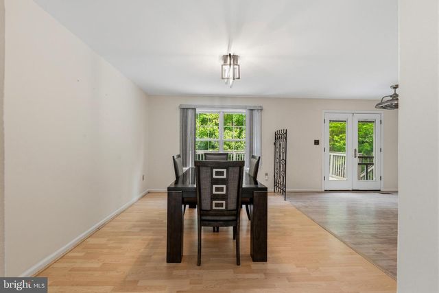 279 E FLAGSTONE DR, Newark, DE 19702