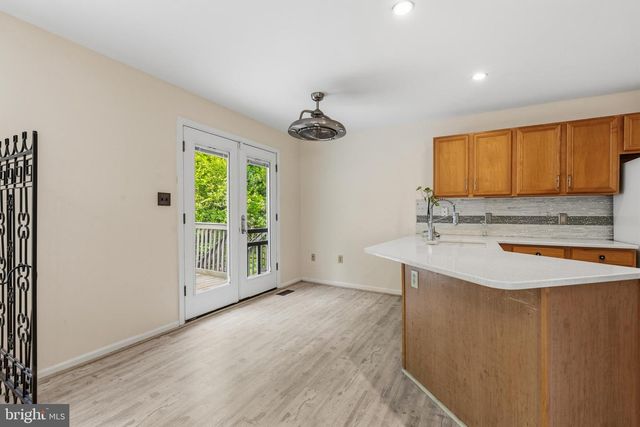 279 E FLAGSTONE DR, Newark, DE 19702